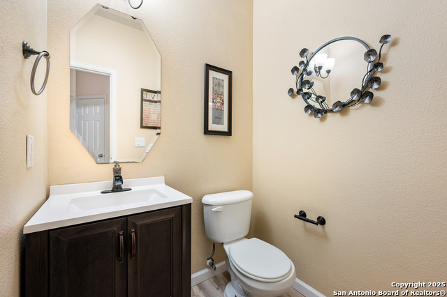 Image 18 of 40 For 10414 Rainbow View