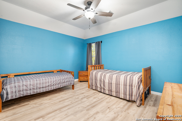 Image 30 of 40 For 10414 Rainbow View