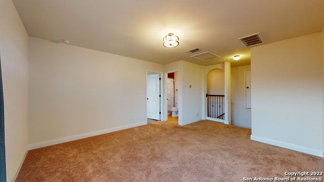 Listing photo id 34 for 632 Perugia  