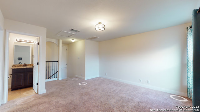 Listing photo id 35 for 632 Perugia  