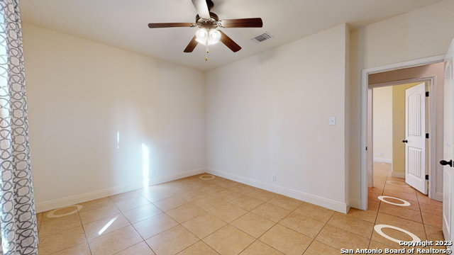 Listing photo id 3 for 632 Perugia  