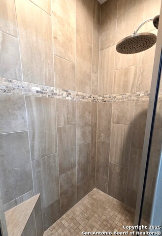 Image 10 of 15 For 131 Flint