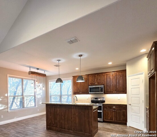 Image 3 of 15 For 131 Flint