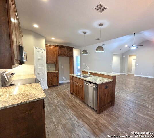 Image 5 of 15 For 131 Flint