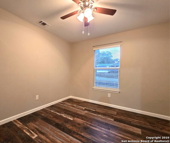 Image 7 of 9 For 408 Clay Ridge