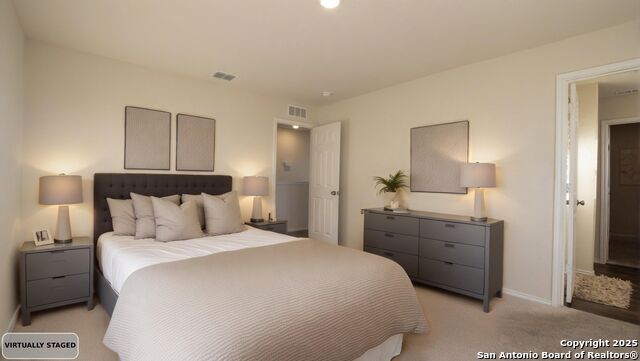 Listing photo id 14 for 5819 Rolling Glen E