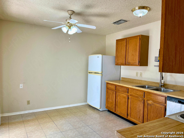 Image 7 of 15 For 9930 Amber Field