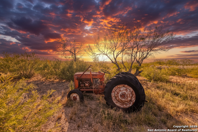Image 5 of 30 For 8686 Us Highway 90