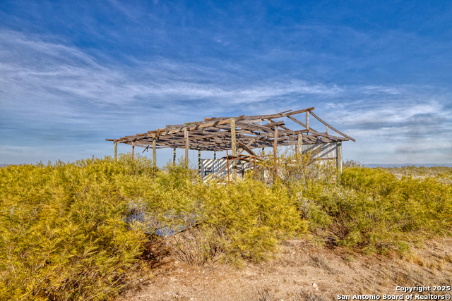 Image 6 of 30 For 8686 Us Highway 90