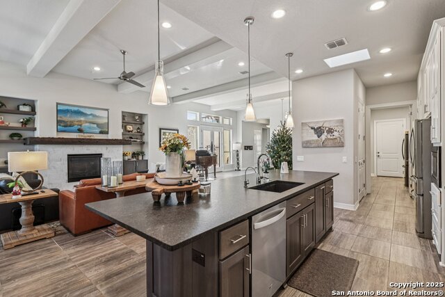 Image 11 of 53 For 22742 Estacado