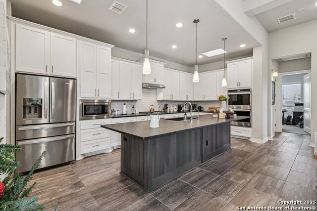 Image 14 of 53 For 22742 Estacado