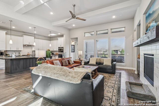 Image 9 of 53 For 22742 Estacado