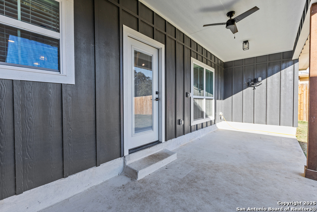 Image 4 of 20 For 1015 Timbercrest