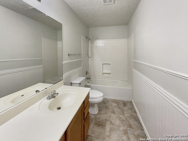 Image 17 of 23 For 7327 Caddington