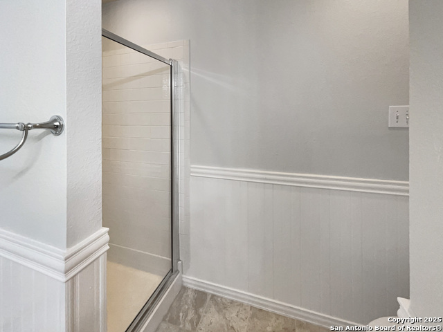 Image 21 of 23 For 7327 Caddington