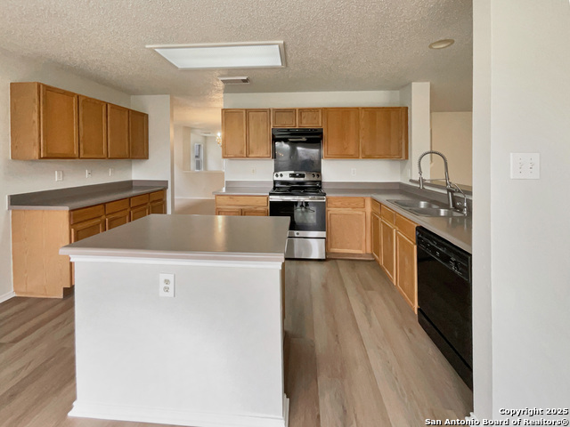 Image 9 of 23 For 7327 Caddington