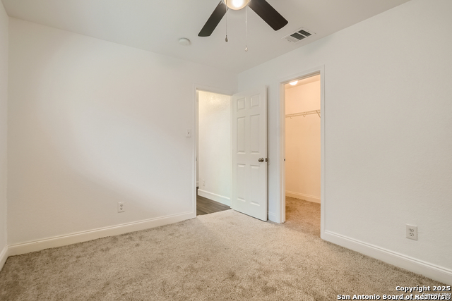 Image 17 of 32 For 8115 Ashwood Pointe