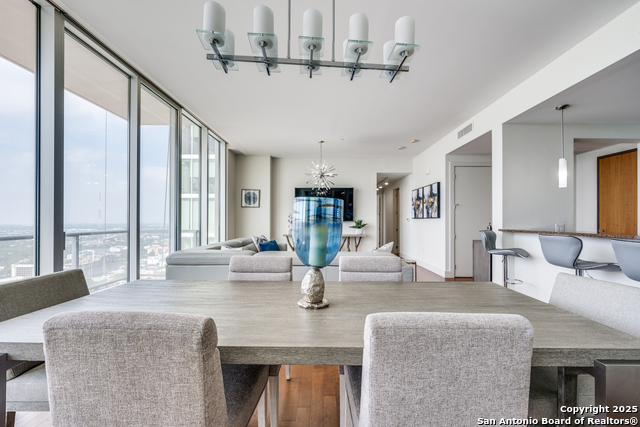 Image 10 of 24 For 610 Market E 2711