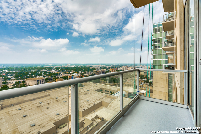 Image 24 of 24 For 610 Market E 2711