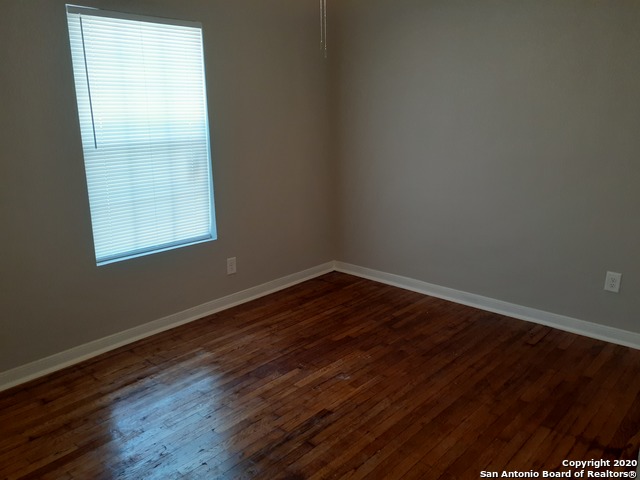 Image 8 of 9 For 138 Livingston