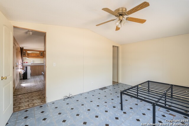 Image 19 of 31 For 313 Big Meadows Dr