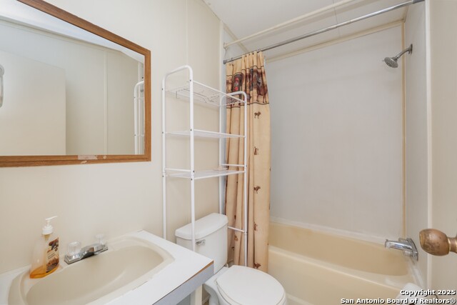 Image 21 of 31 For 313 Big Meadows Dr