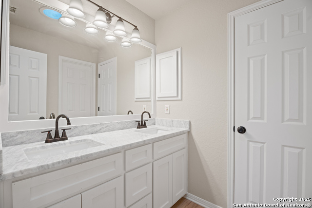 Image 21 of 30 For 1911 Fm 1516