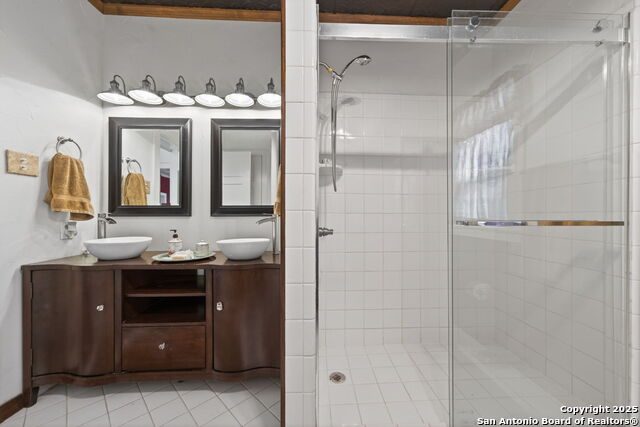 Image 22 of 39 For 108 Oak Bluff