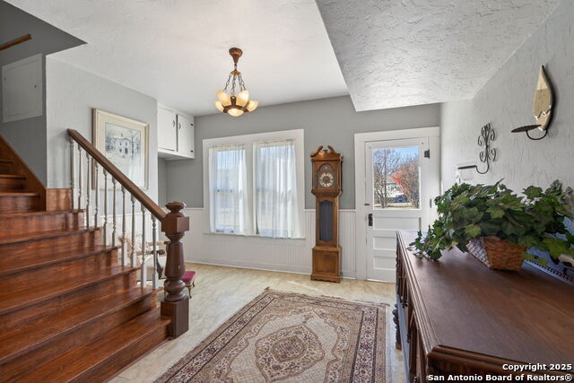 Image 7 of 39 For 108 Oak Bluff