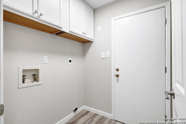 Image 12 of 28 For 7103 Spring Point