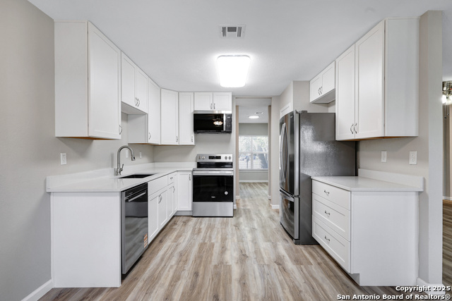 Image 15 of 28 For 7103 Spring Point