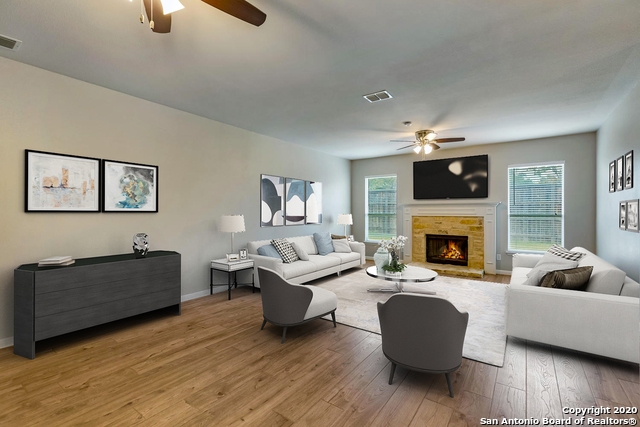 Image 5 of 21 For 133 Deerwood Oaks