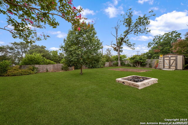 Listing photo id 30 for 132 Harriett