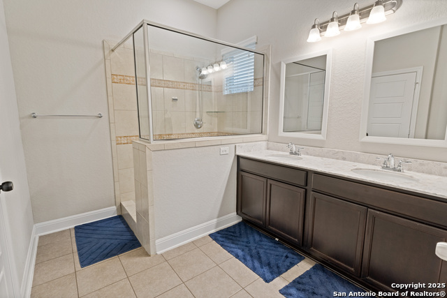 Image 11 of 39 For 13905 Bellows