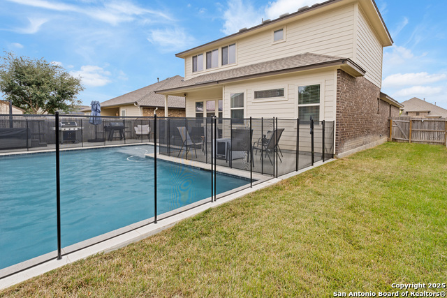 Image 26 of 39 For 13905 Bellows