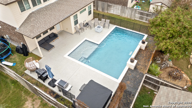 Image 34 of 39 For 13905 Bellows