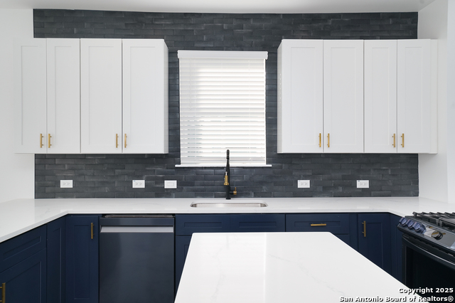 Image 14 of 38 For 1222 Hays  