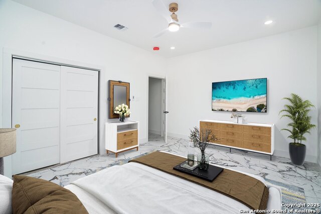 Image 30 of 38 For 1222 Hays  