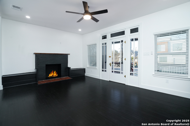 Image 5 of 38 For 1222 Hays  