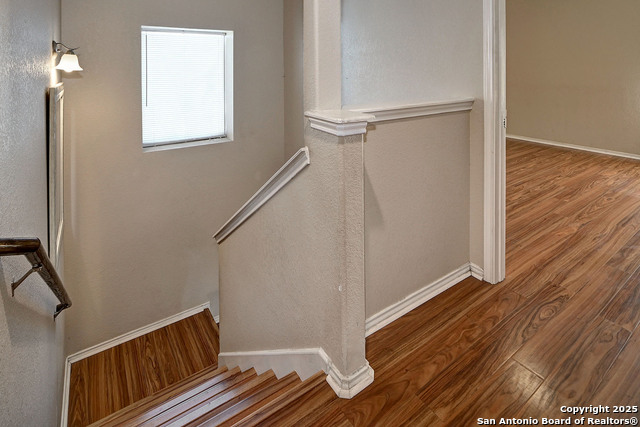 Image 13 of 29 For 6306 Loyola Bch