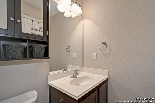 Image 22 of 29 For 6306 Loyola Bch