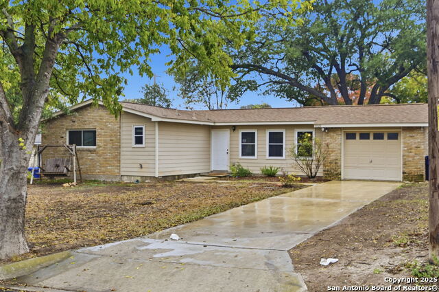 Image 2 of 18 For 3122 Shady Springs