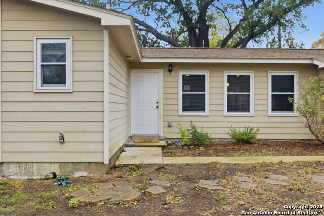 Image 3 of 18 For 3122 Shady Springs