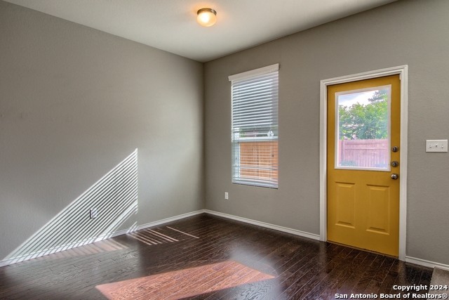 Image 11 of 25 For 10606 Century Farm