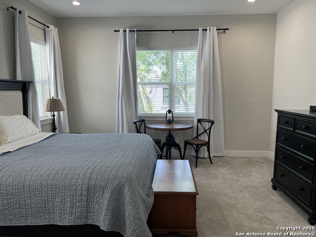 Image 13 of 20 For 1618 Lawndale W Unit 15