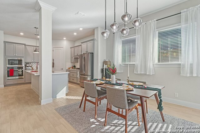 Listing photo id 15 for 22907 Grande Vista