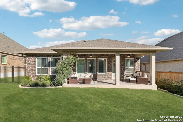 Listing photo id 42 for 22907 Grande Vista