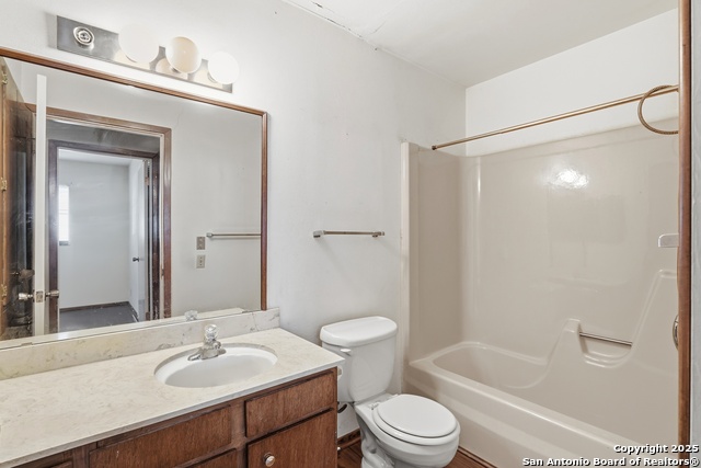 Image 13 of 15 For 5519 Crystal Valley St