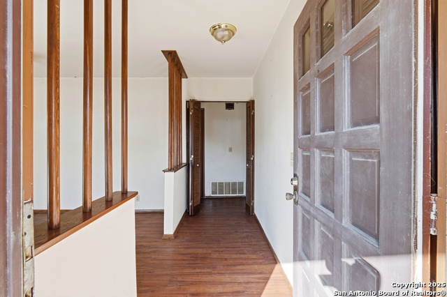 Image 3 of 15 For 5519 Crystal Valley St