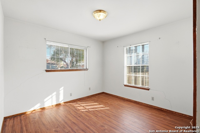 Image 9 of 15 For 5519 Crystal Valley St